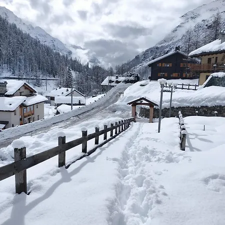 Punta Vittoria Sub 14 - Anderbatt Gressoney - 3 Locali - Cir N 0010 Apartament Staval